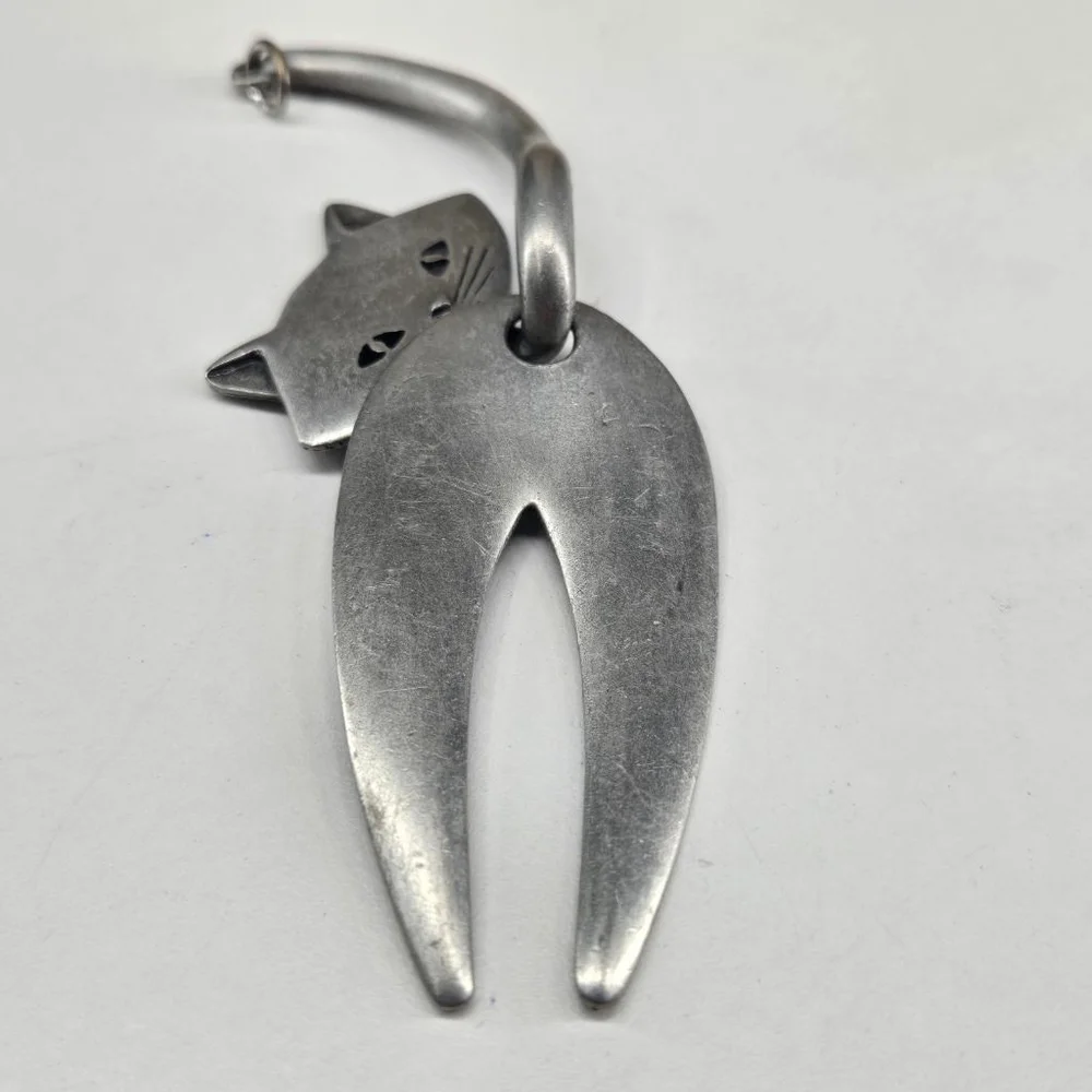 JJ Jonette Brooch Silver Tone Kitty Cat Articulated Large Pin Collectible